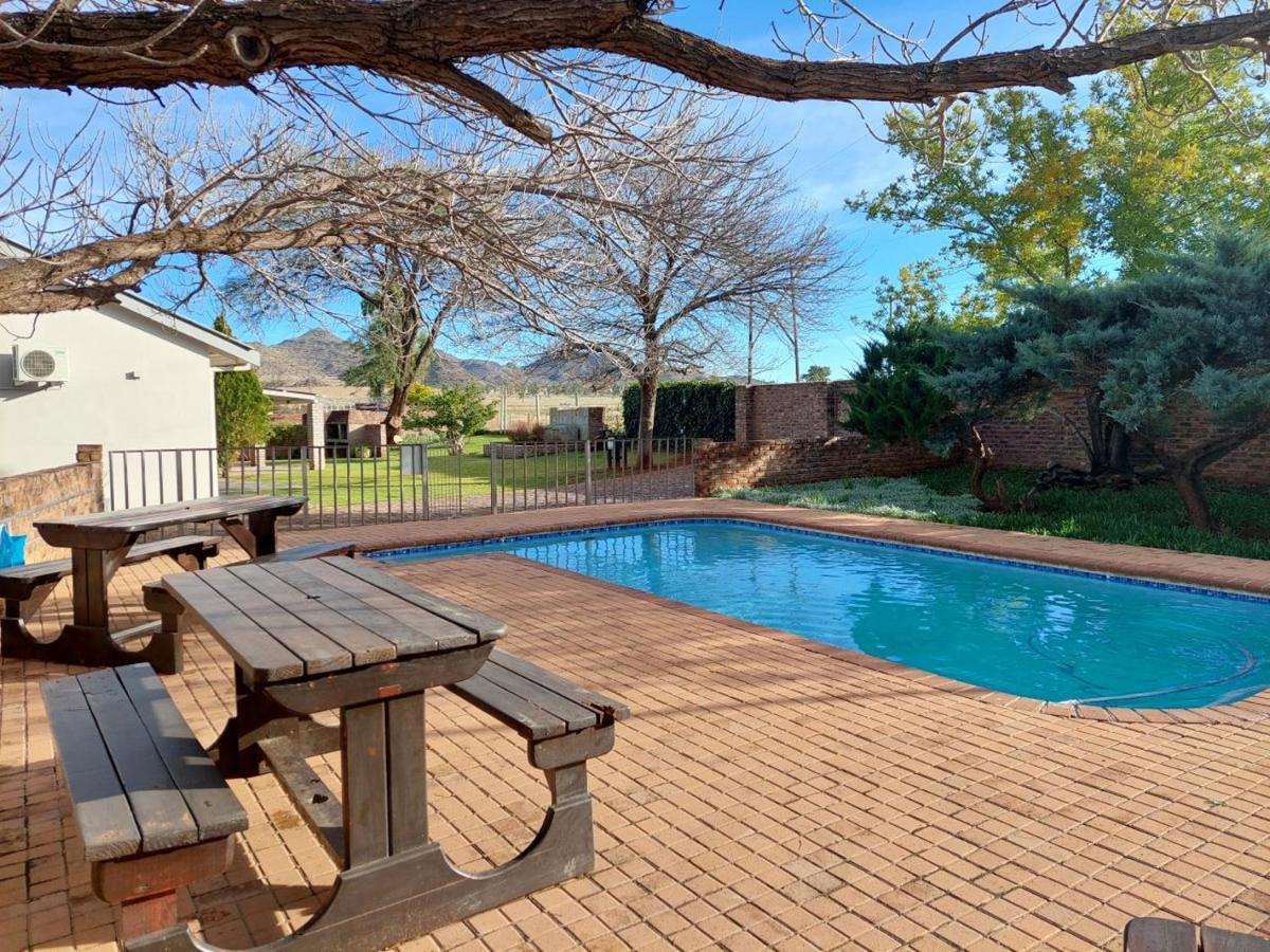 Aloes Guest House 62 On Meintjies Middelburg  Buitenkant foto