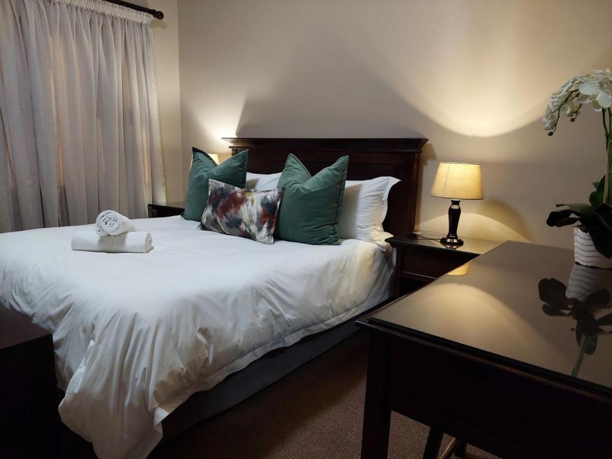Aloes Guest House 62 On Meintjies Middelburg  Buitenkant foto