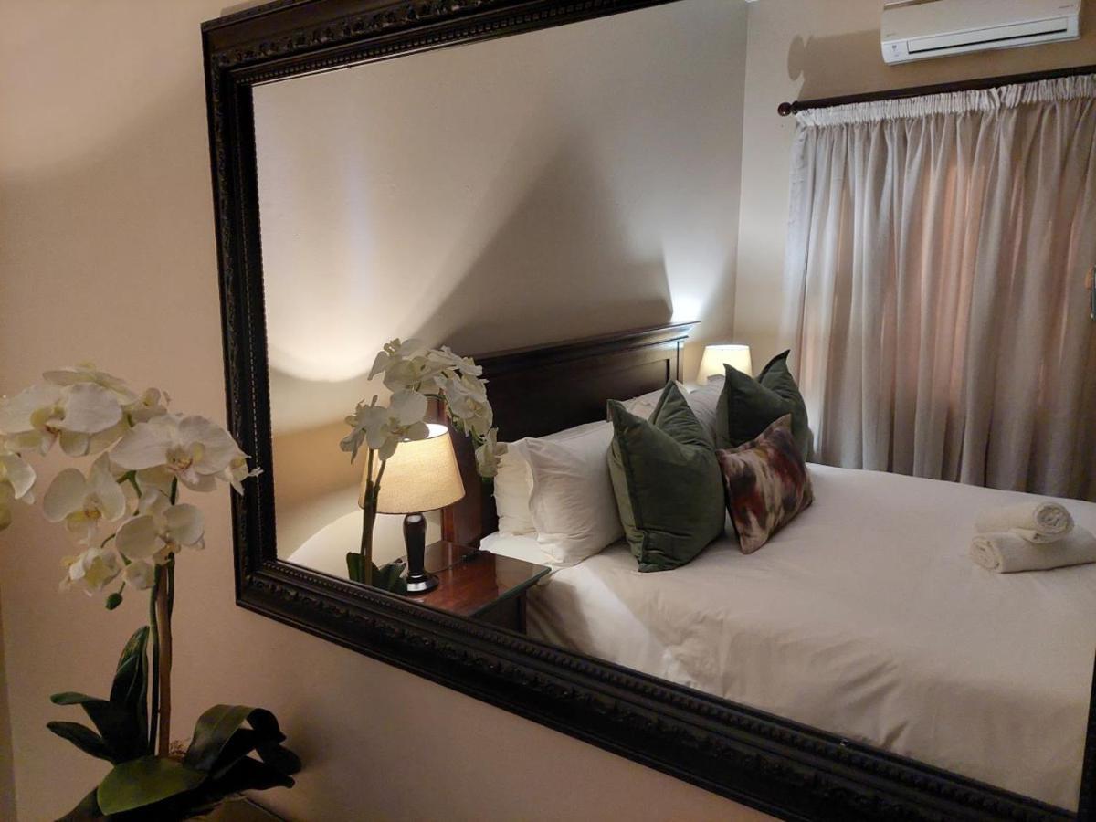 Aloes Guest House 62 On Meintjies Middelburg  Buitenkant foto