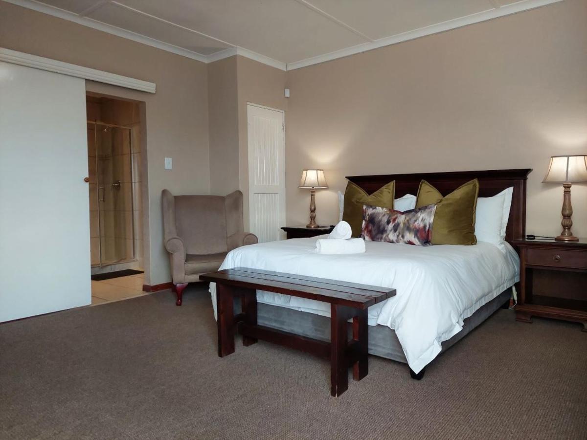 Aloes Guest House 62 On Meintjies Middelburg  Buitenkant foto
